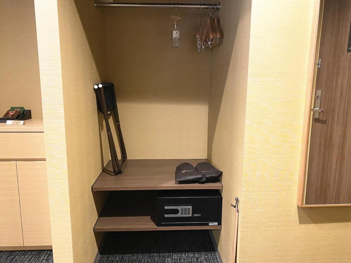 Madoka Station West Hotel 3*