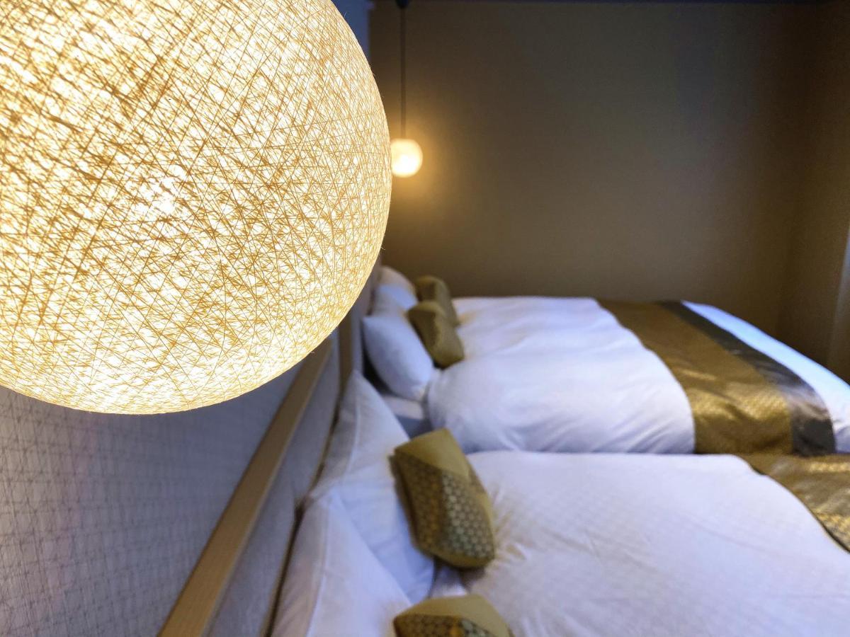 Hotel Madoka Station West 3*